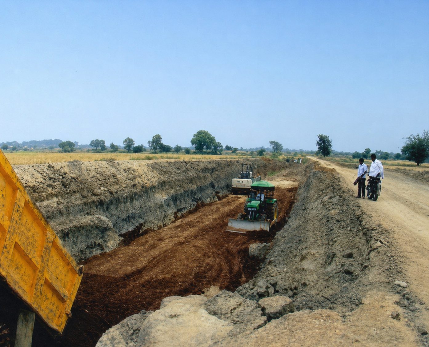 Earthwork in progress on Nizamsagar distributories
